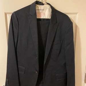 Express “producer” suit Black